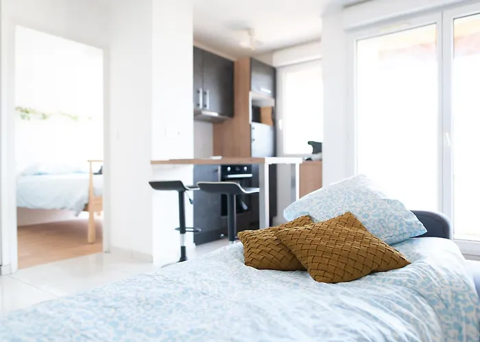 T2 Balcon Avec Parking Sécurisé Et Gratuit Apartamento