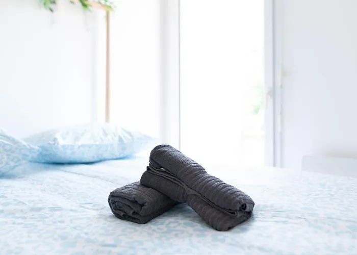 Apartamento T2 Balcon Avec Parking Sécurisé Et Gratuit